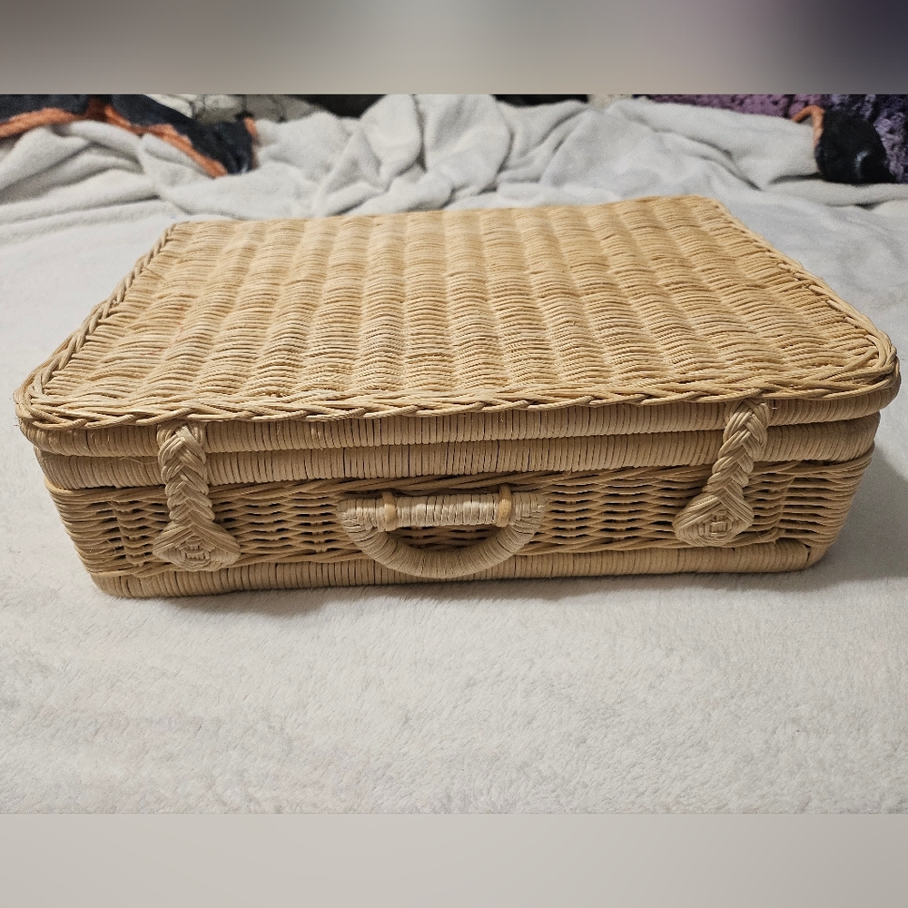 American Girl Doll Vintage Bitty Baby Wicker Suitcase
